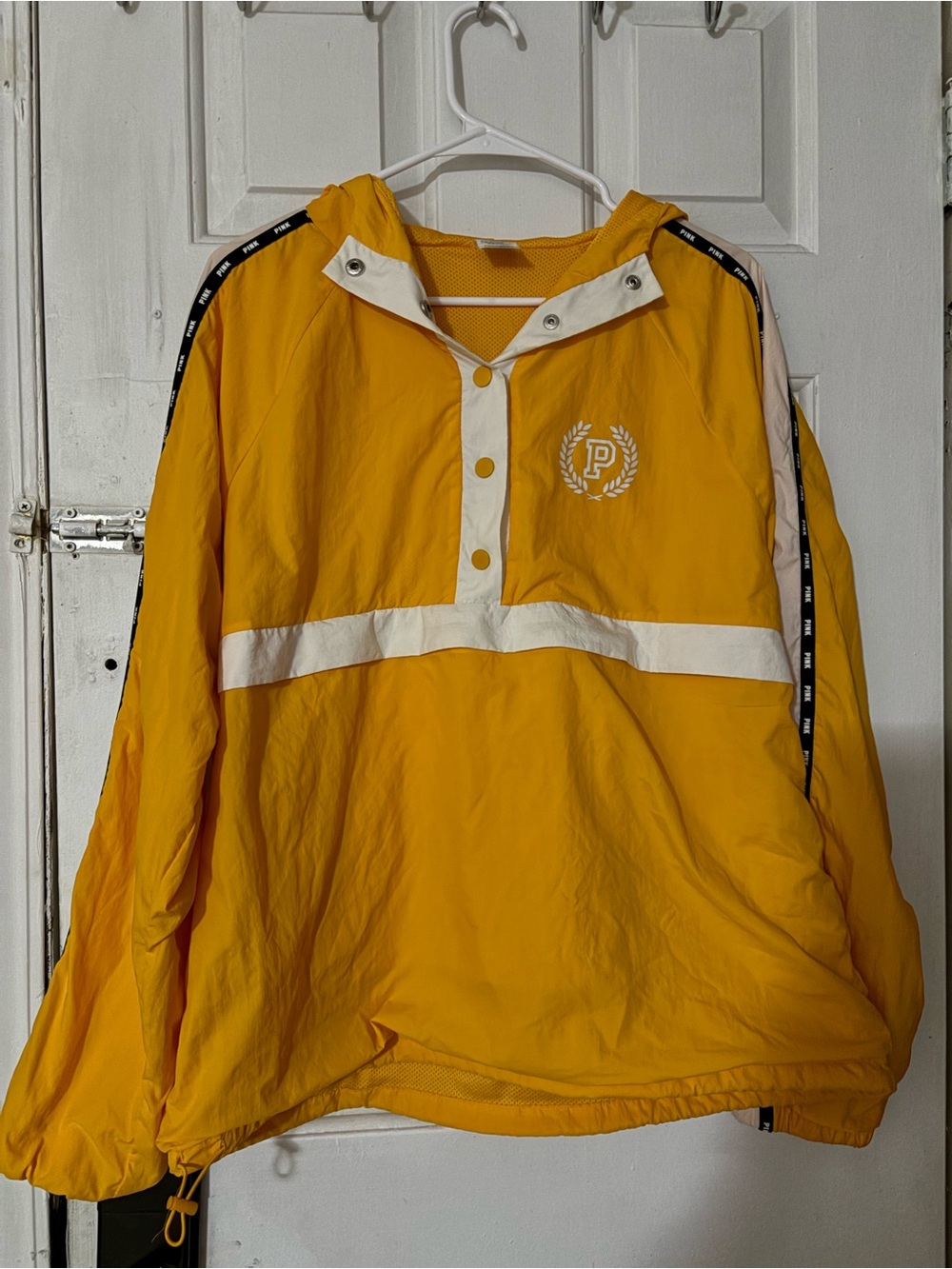 PINK Victoria's Secret Yellow Pullover Windbreaker with White Trim